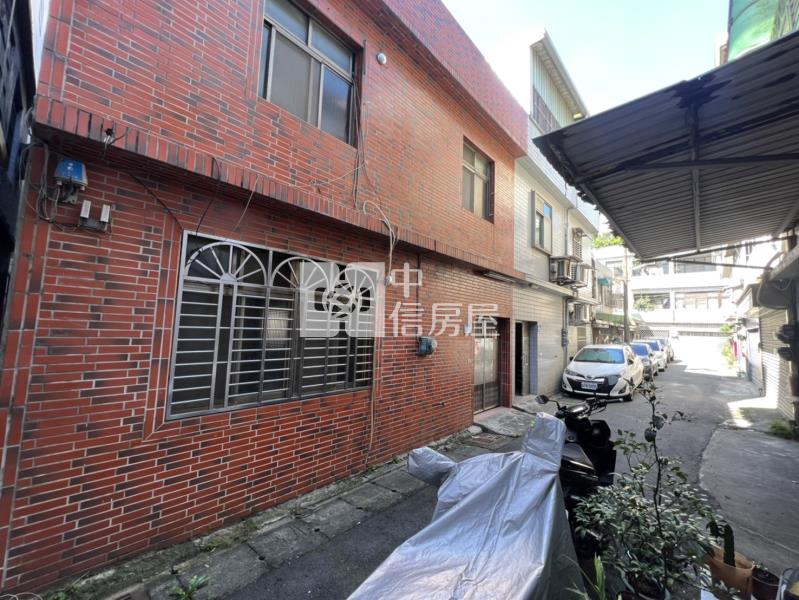 金陵路郵局旁大面寬透天房屋室內格局與周邊環境