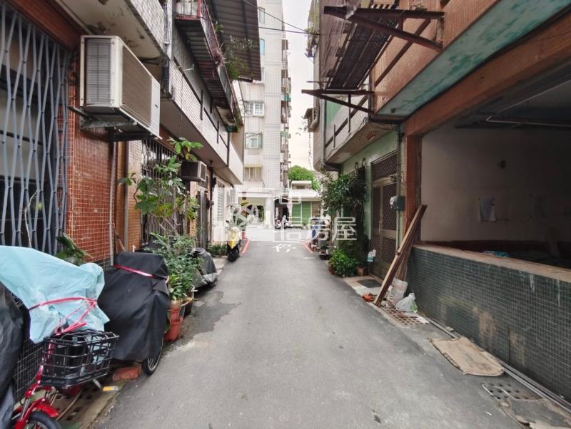 中西區自由發揮小透天房屋室內格局與周邊環境