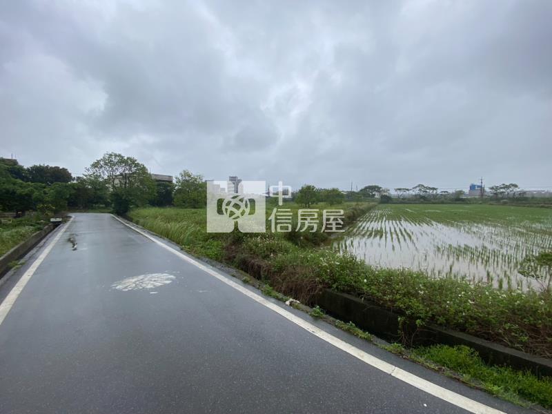 新坡近觀音高中前後臨路方正美農地房屋室內格局與周邊環境