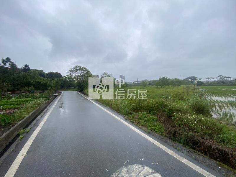 新坡近觀音高中前後臨路方正美農地房屋室內格局與周邊環境