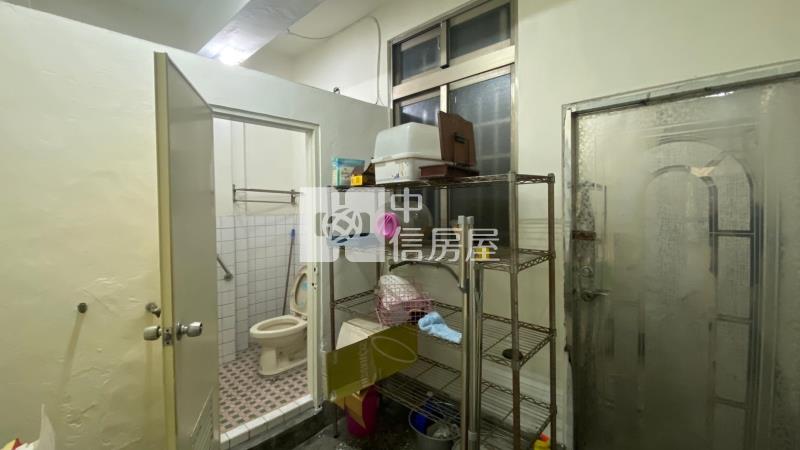 正東山路商業美透天房屋室內格局與周邊環境
