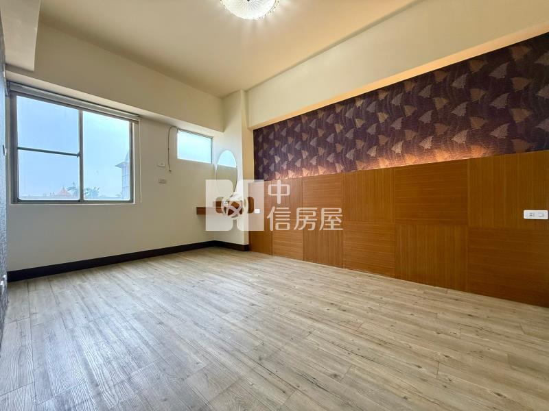 潮州超大露臺平車美樓房屋室內格局與周邊環境