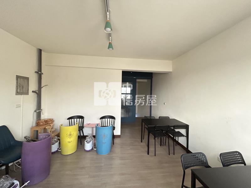 桃園觀音中正路優質美透店房屋室內格局與周邊環境