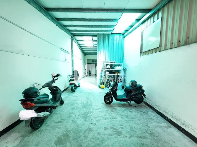 南亞店面+7間套房房屋室內格局與周邊環境