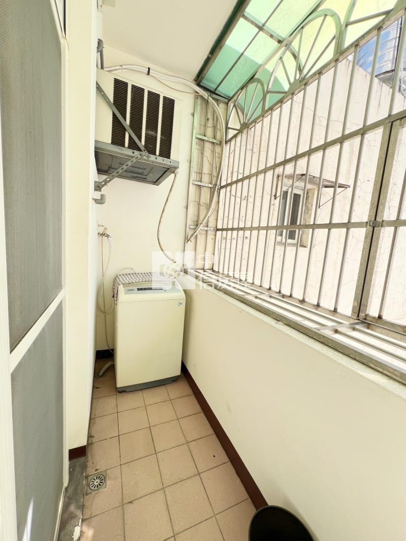 南亞店面+7間套房房屋室內格局與周邊環境
