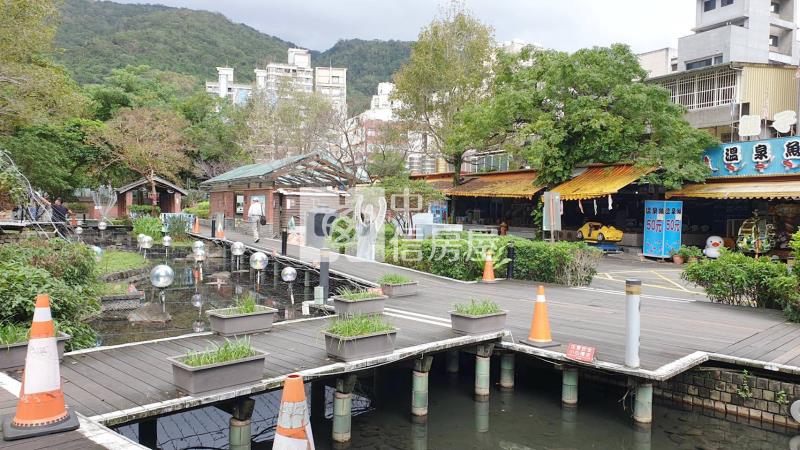 礁溪正市中黃金店住房屋室內格局與周邊環境