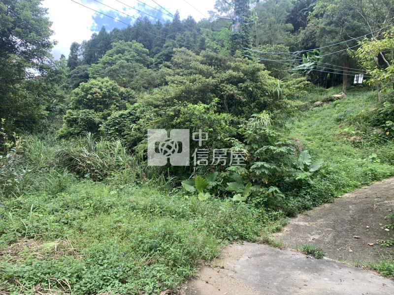 新竹縣尖石鄉原保地房屋室內格局與周邊環境