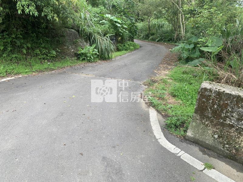 新竹縣尖石鄉原保地房屋室內格局與周邊環境