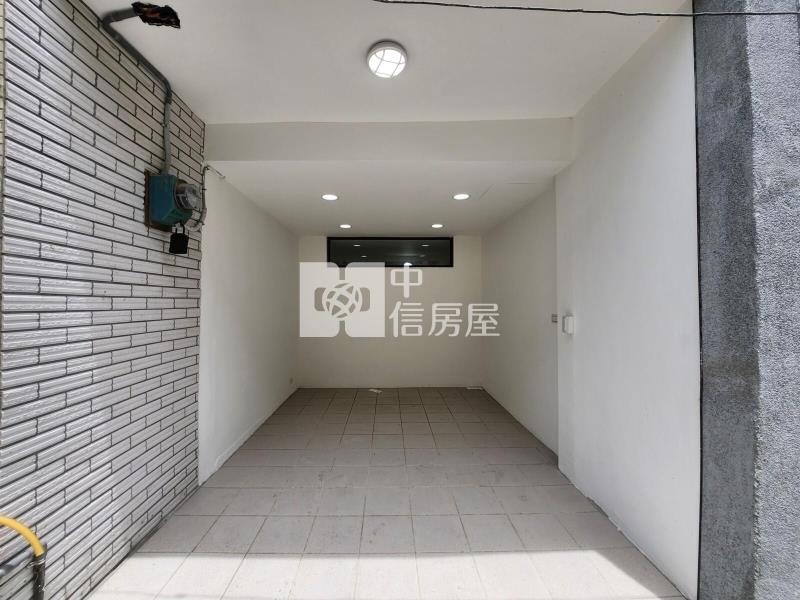 高鐡南路旁透天(2)房屋室內格局與周邊環境