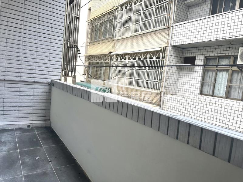 楊梅火車站旁新整美透天房屋室內格局與周邊環境