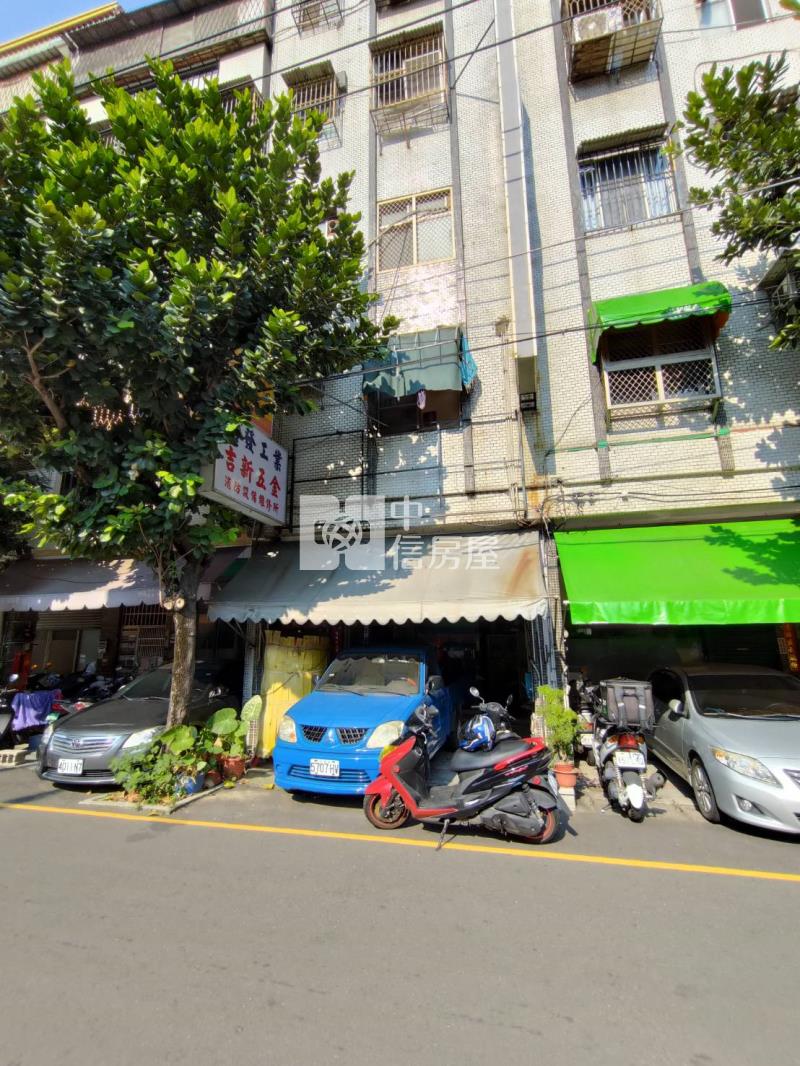正五權南路臨路金樓店房屋室內格局與周邊環境