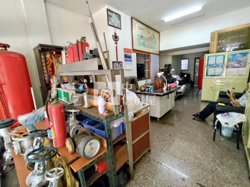 正五權南路臨路金樓店房屋室內格局與周邊環境