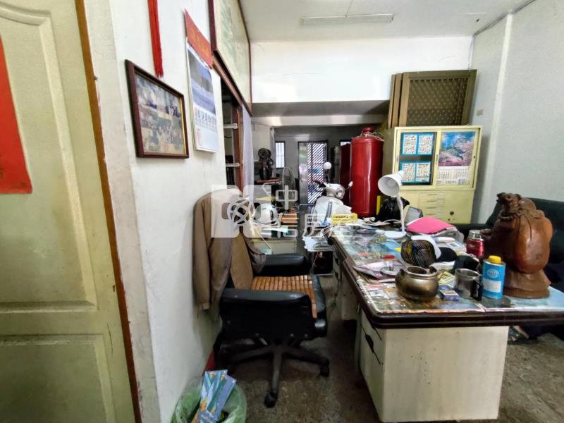 正五權南路臨路金樓店房屋室內格局與周邊環境