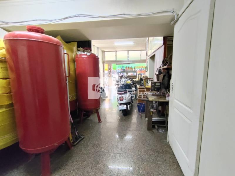 正五權南路臨路金樓店房屋室內格局與周邊環境