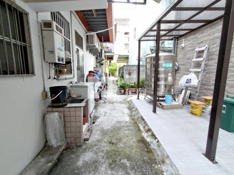 正五權南路臨路金樓店房屋室內格局與周邊環境