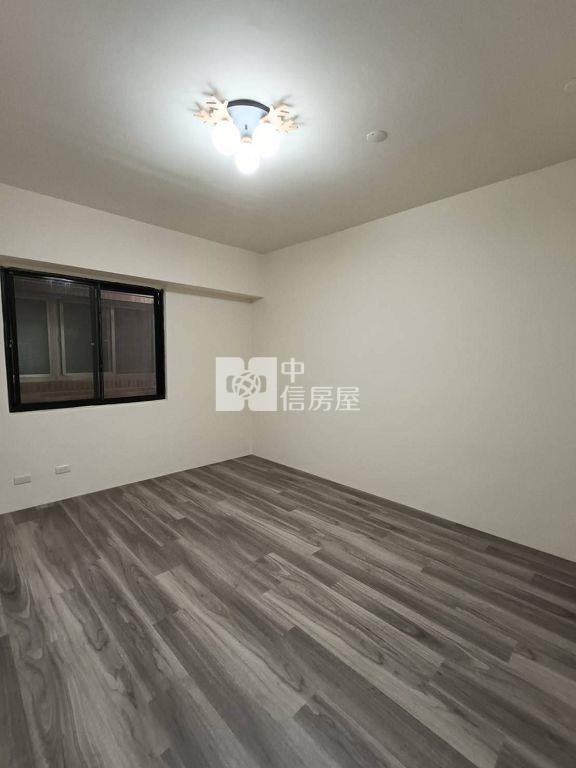 大潤發商圈(武陵世家)整新3+1房(中信卓越團隊)房屋室內格局與周邊環境
