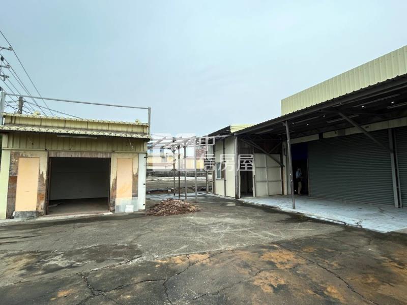 仁德保安臨12米路美農地房屋室內格局與周邊環境