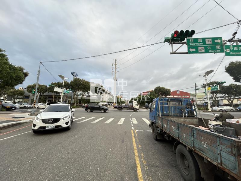 中壢都計內美農地房屋室內格局與周邊環境