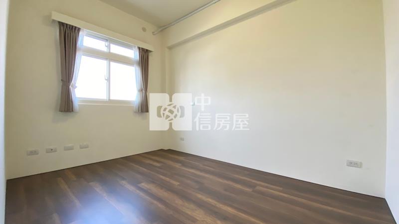 新社輕屋齡前院雙車別墅(專)房屋室內格局與周邊環境