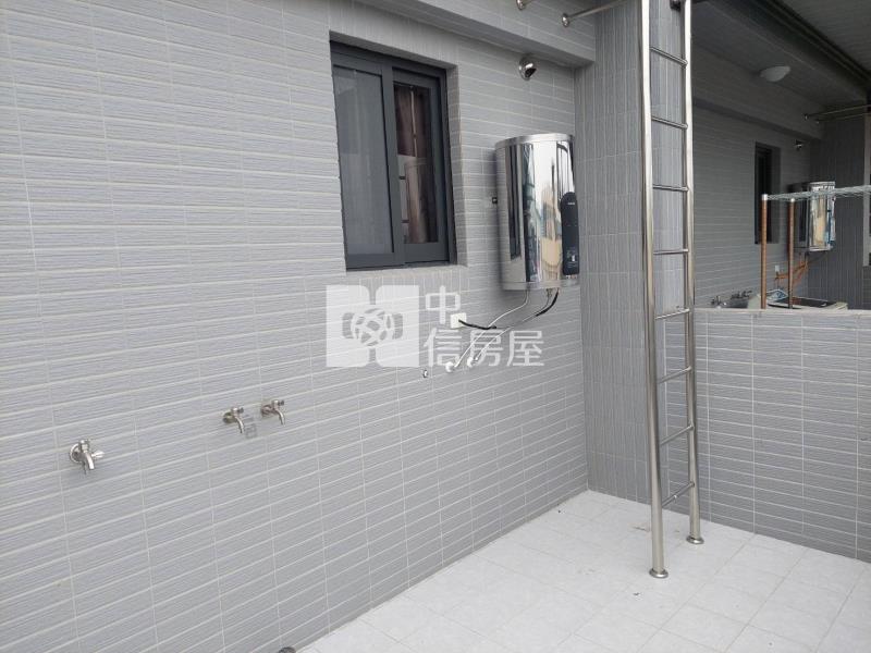 文化路旁全新別墅房屋室內格局與周邊環境