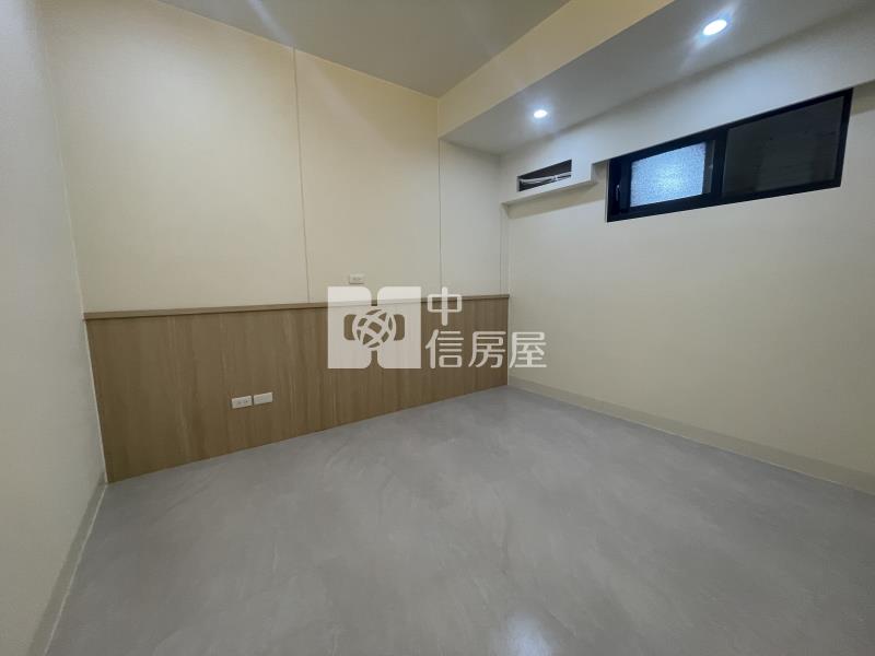 鼎中商圈文藻透天車庫房屋室內格局與周邊環境