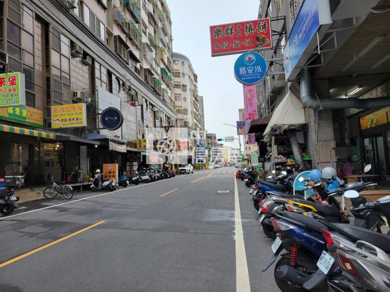 南應大高樓層套房房屋室內格局與周邊環境