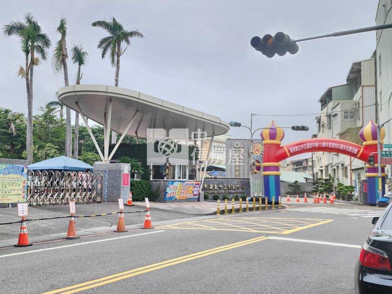 千禧公園稀有超大坪雙車景觀華廈房屋室內格局與周邊環境