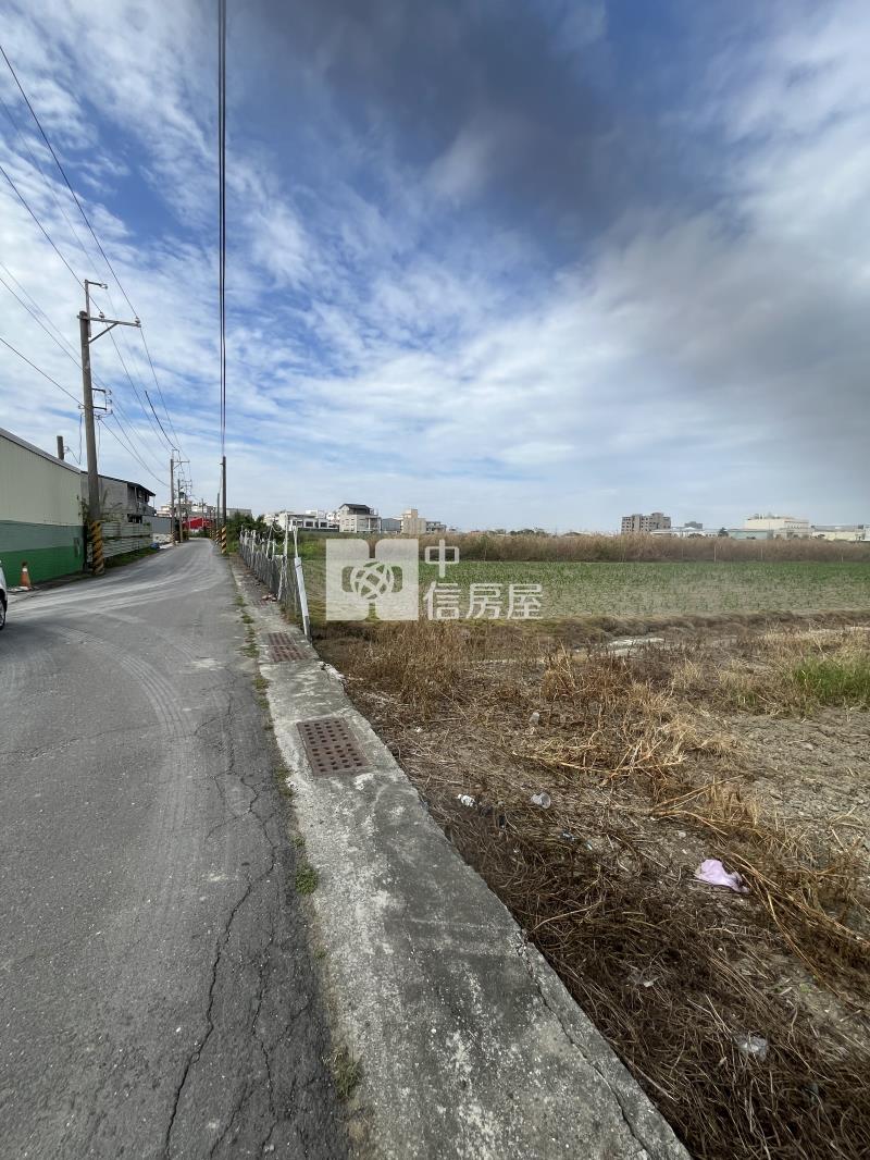 長溪路都計內303坪農地房屋室內格局與周邊環境