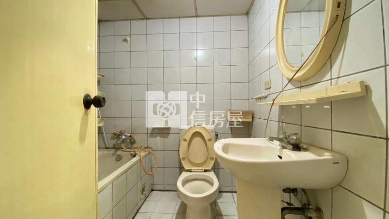 低總價北屯特力屋三房雙陽台房屋室內格局與周邊環境