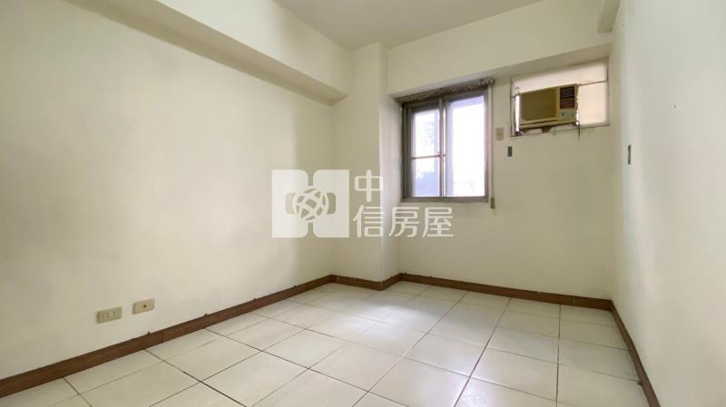 低總價北屯特力屋三房雙陽台房屋室內格局與周邊環境