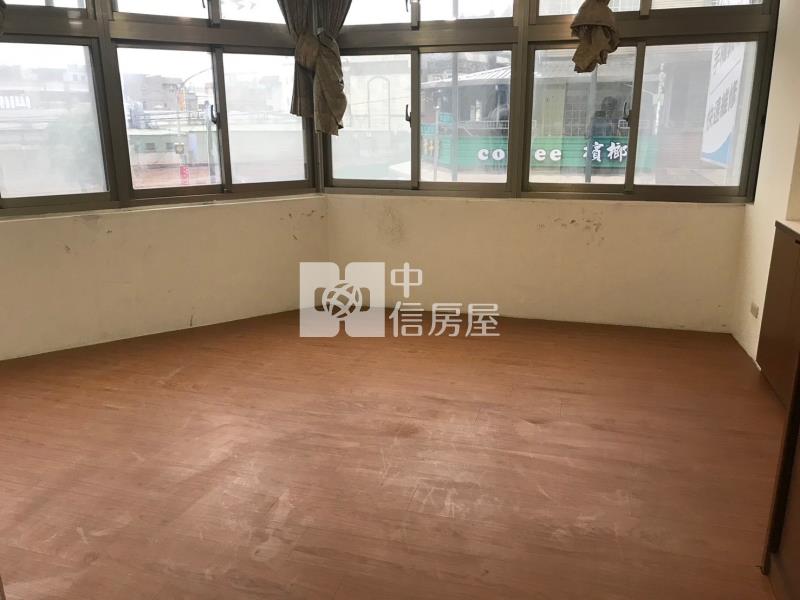 內壢後站三角窗透店房屋室內格局與周邊環境