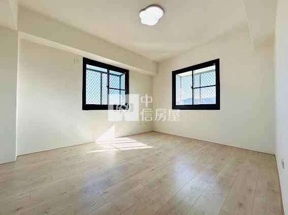 潭子三房房屋室內格局與周邊環境