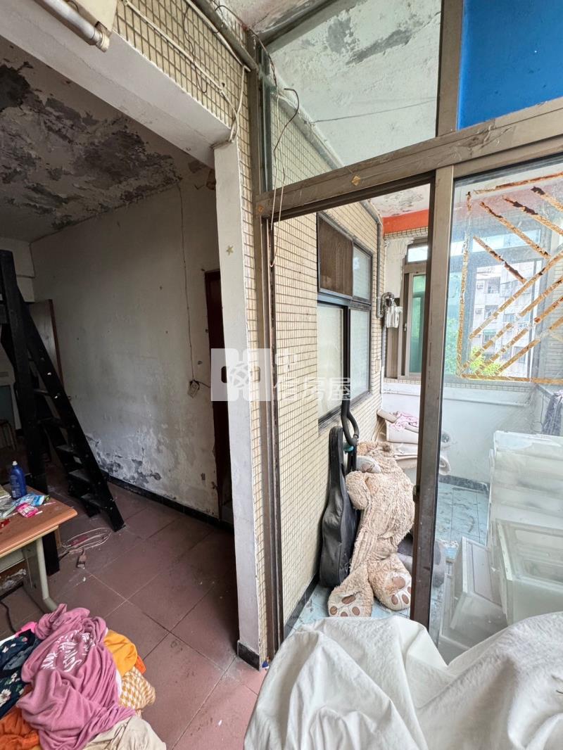 5+6北區收租套房(需整理)房屋室內格局與周邊環境