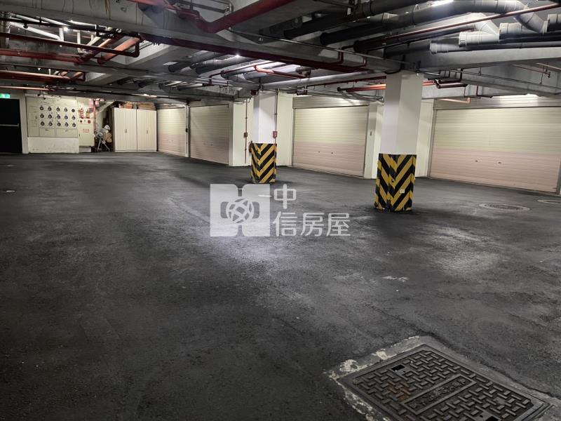 中壢健行科大邊間美別墅房屋室內格局與周邊環境