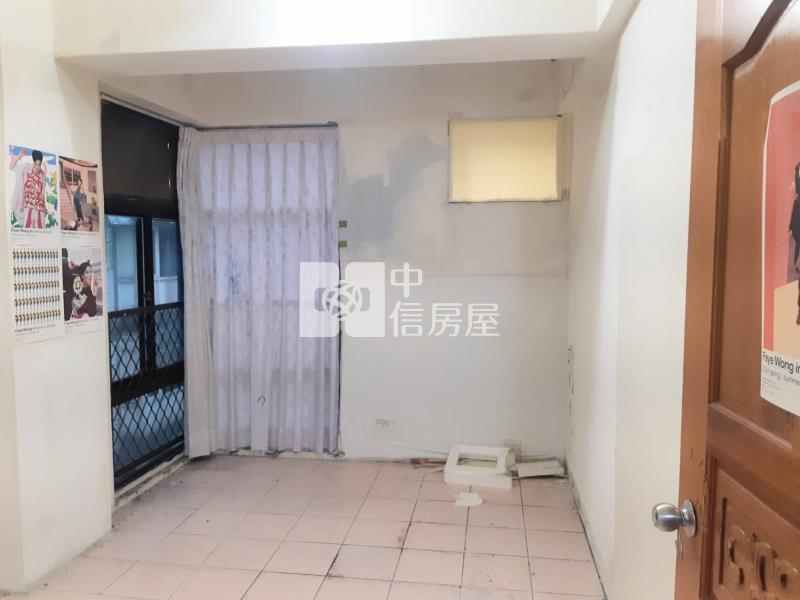 ●陽光樓中樓+車位房屋室內格局與周邊環境