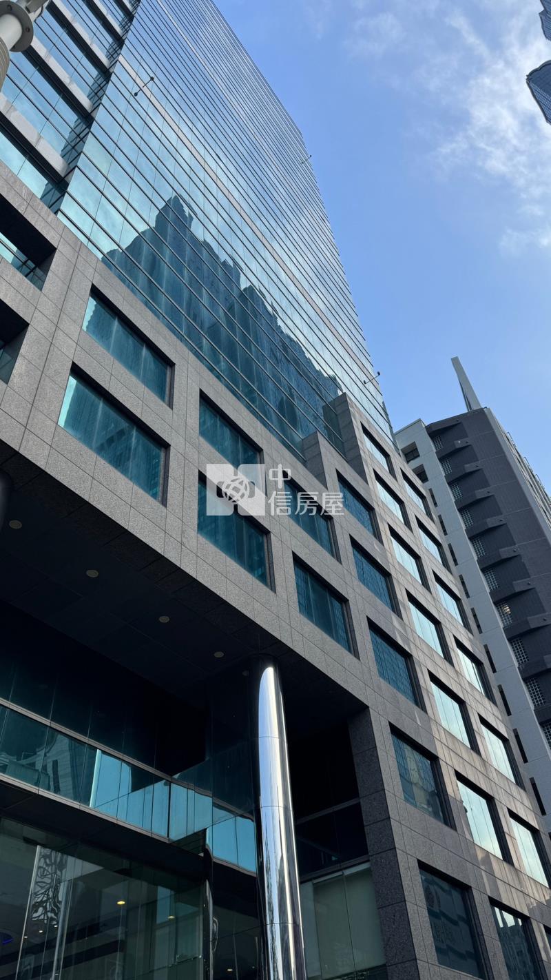 高雄海景曼哈頓財經總部房屋室內格局與周邊環境