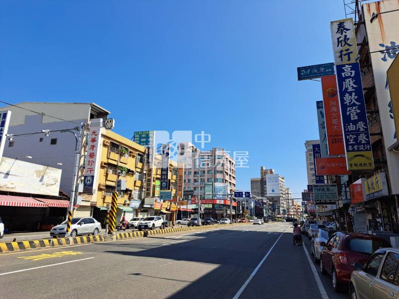 中華路三角窗大地坪店面建地房屋室內格局與周邊環境