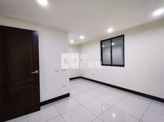 華勛市場活巷整新美透天房屋室內格局與周邊環境