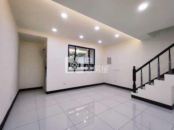 華勛市場活巷整新美透天房屋室內格局與周邊環境