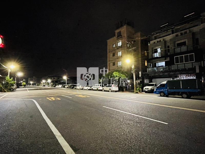近科工收租超新美透天房屋室內格局與周邊環境