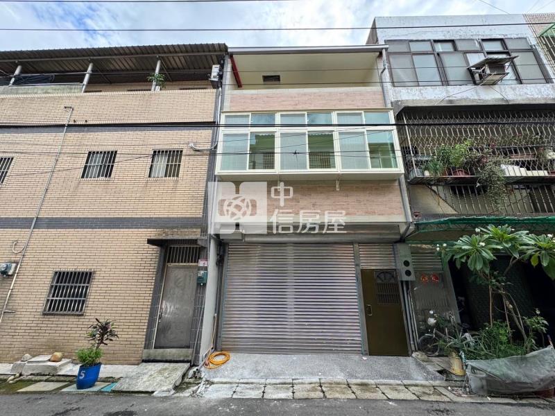 中豐路小資透天房屋室內格局與周邊環境