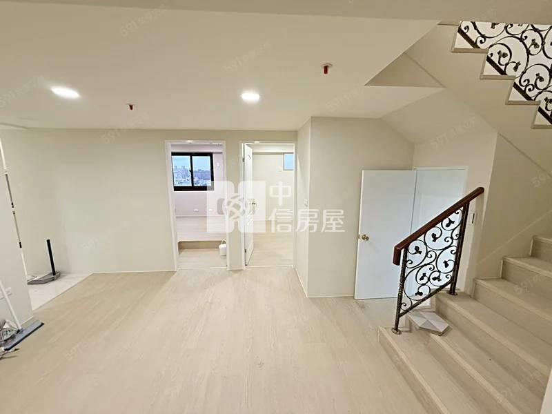 超美樓中樓房屋室內格局與周邊環境