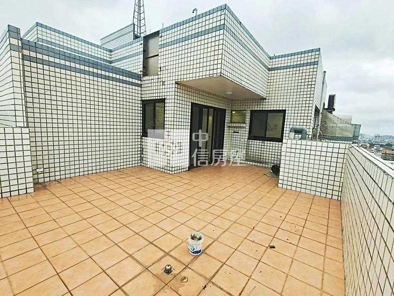 超美樓中樓房屋室內格局與周邊環境