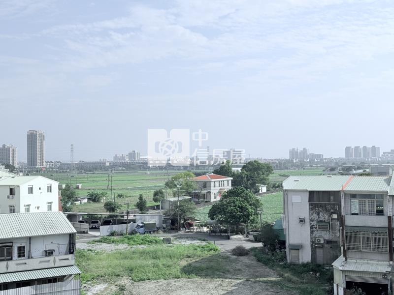 善化南科之心二房二衛平車房屋室內格局與周邊環境