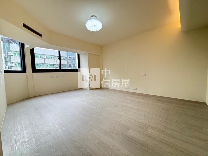 (啟盛復興大樓)忠孝興大商圈全新整理大三房平車美廈房屋室內格局與周邊環境