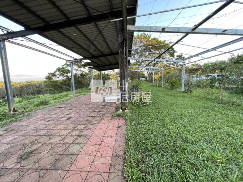 香山鐵賣景觀美地合法資材室水電全房屋室內格局與周邊環境
