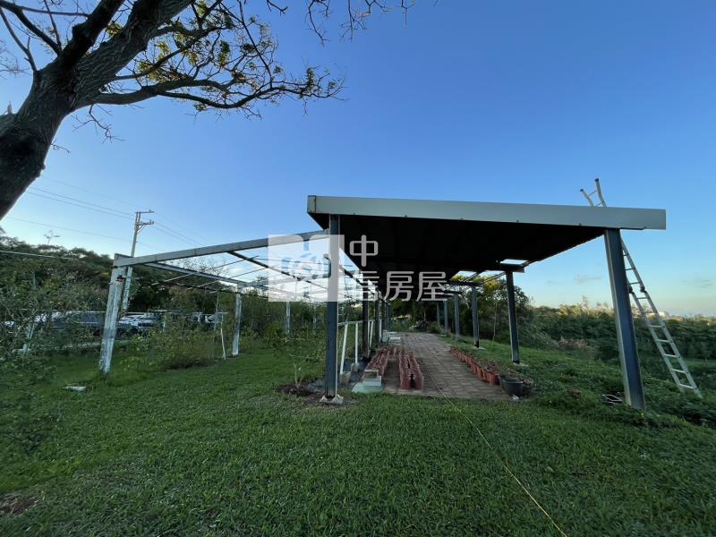香山鐵賣景觀美地合法資材室水電全房屋室內格局與周邊環境