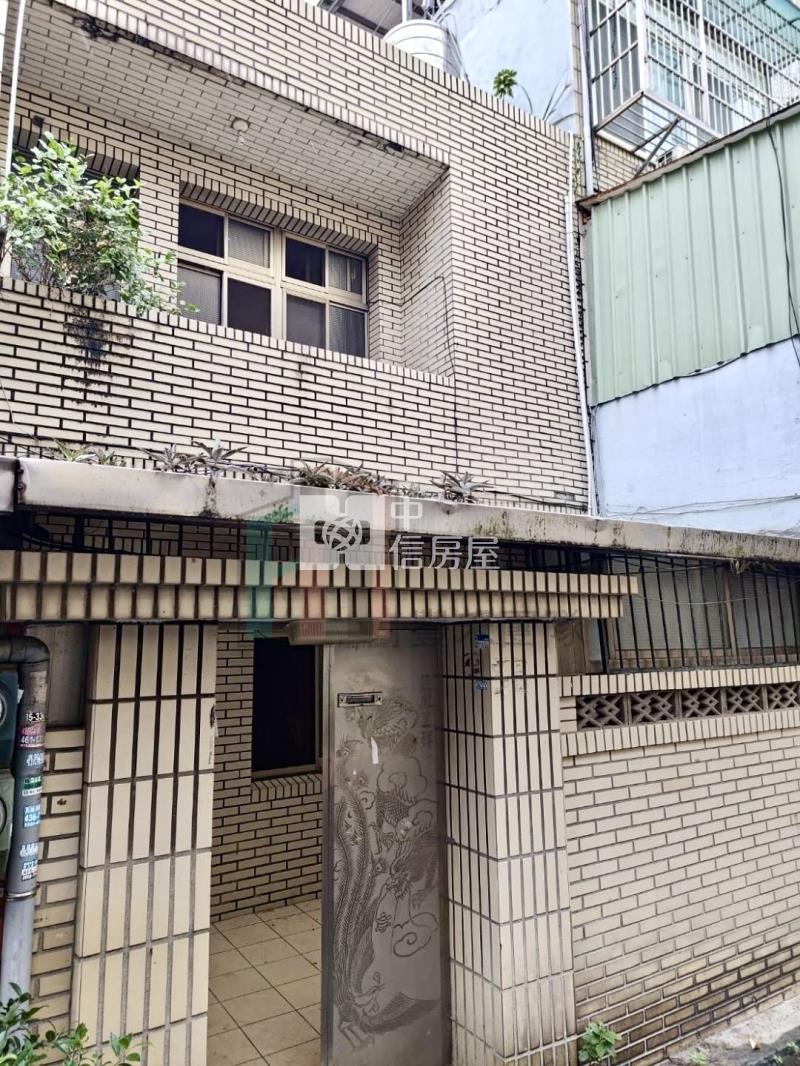 【豐禾】 近中原大潤發靜巷透天（需整理）房屋室內格局與周邊環境
