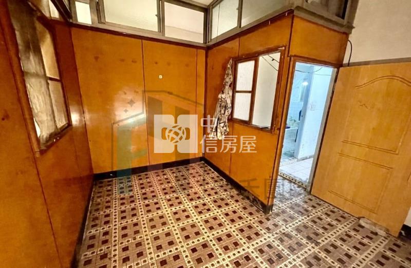 【豐禾】 近中原大潤發靜巷透天（需整理）房屋室內格局與周邊環境