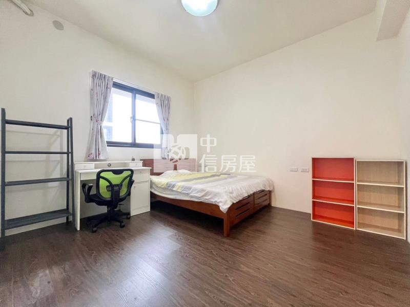 仰森三房車位美廈房屋室內格局與周邊環境